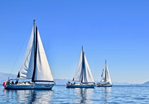 Understanding the Differences between Power and Sail Boats